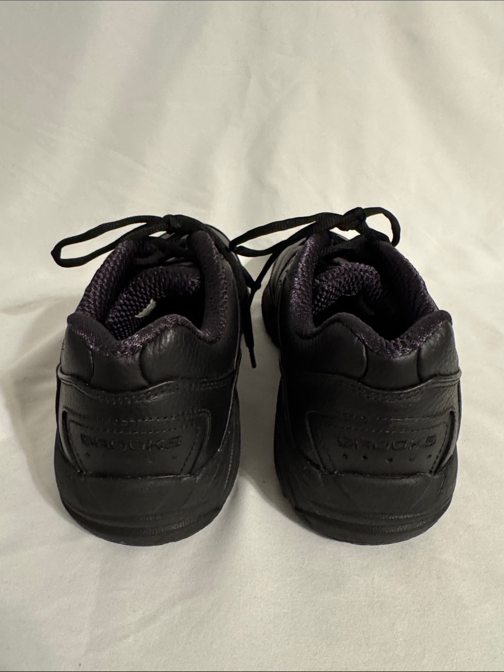 Brooks Men's Addiction Black Leather Walker Athletic Shoe 9.5 Wide D - Picture 4 of 12